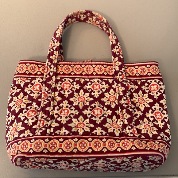 EUC Vera Bradley 2006 Medallion Small bag - Picture 2 of 6